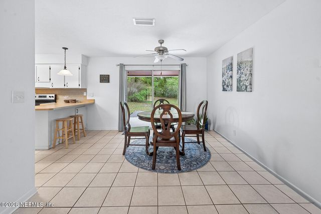 102 SWANS NEST Circle, Melrose, FL 32666
