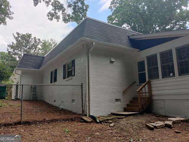 7640 Ryefield Drive, Sandy Springs, GA 30350