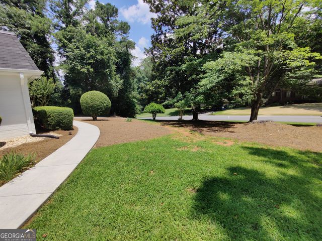7640 Ryefield Drive, Sandy Springs, GA 30350