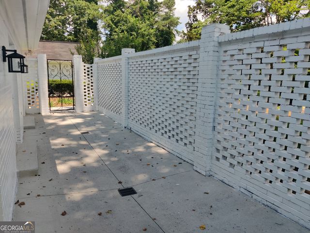 7640 Ryefield Drive, Sandy Springs, GA 30350