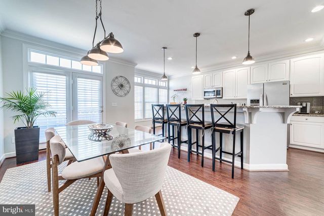 947 HARRISON CIR, Alexandria, VA 22304