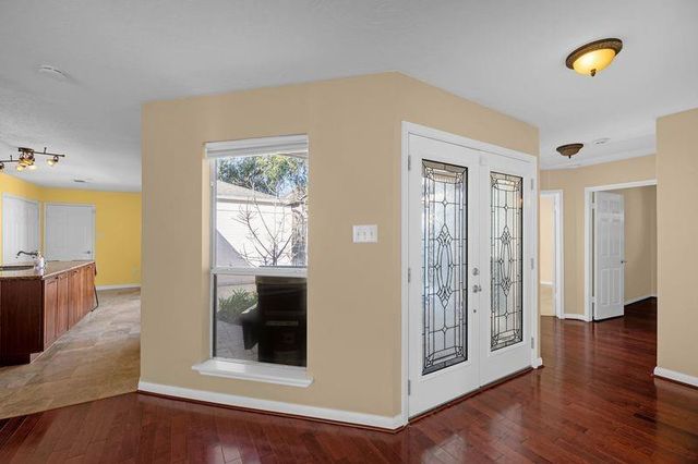 12800 Briar Forest Drive 110, Houston, TX 77077