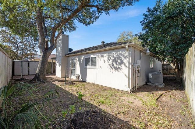 12800 Briar Forest Drive 110, Houston, TX 77077