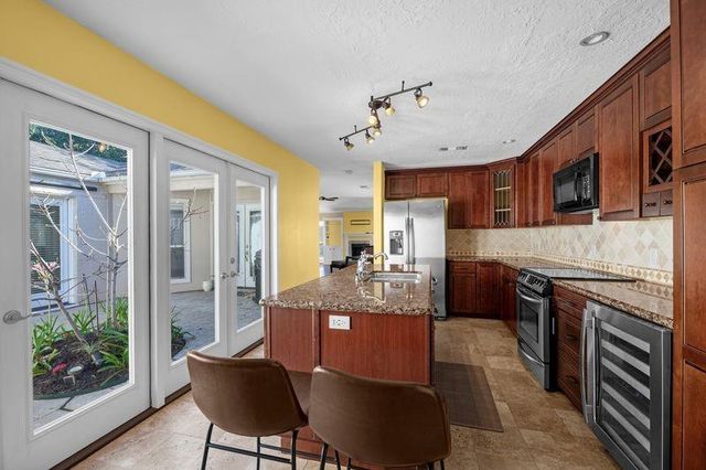 12800 Briar Forest Drive 110, Houston, TX 77077