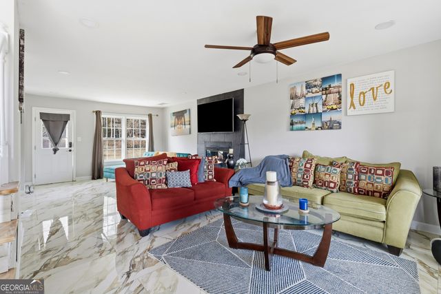 15 OAK HILL Court, Mcdonough, GA 30253