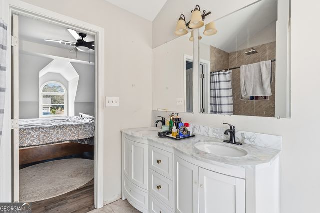 15 OAK HILL Court, Mcdonough, GA 30253