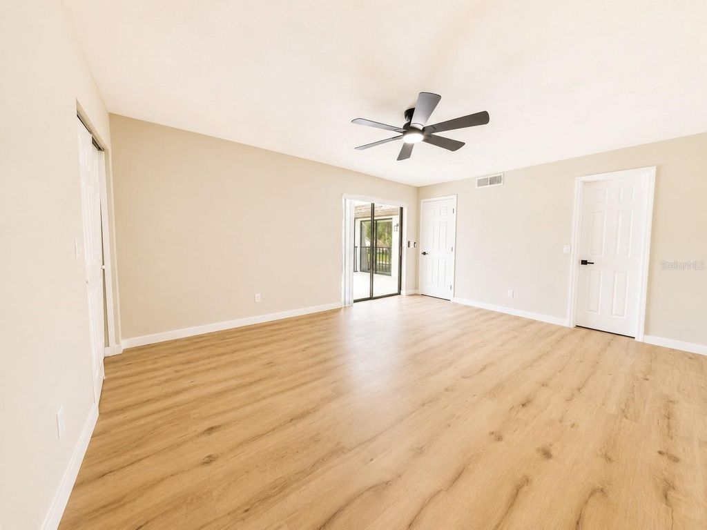 Image 11 of property listing at 4030 SHANNON BROWN DRIVE, Orlando, FL 32808
