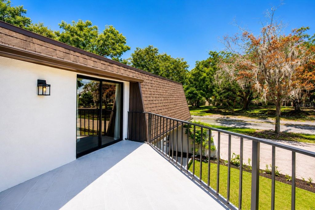 Image 15 of property listing at 4030 SHANNON BROWN DRIVE, Orlando, FL 32808