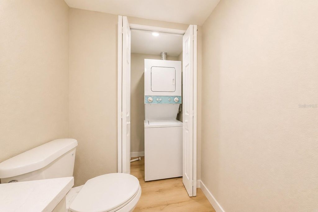 Image 7 of property listing at 4030 SHANNON BROWN DRIVE, Orlando, FL 32808