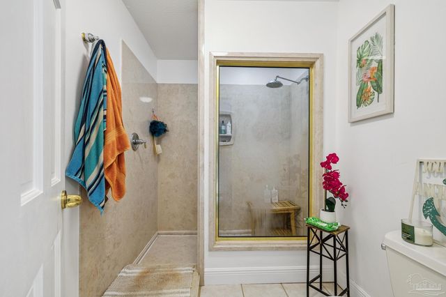 7121 Wells Ave, Navarre, FL 32566