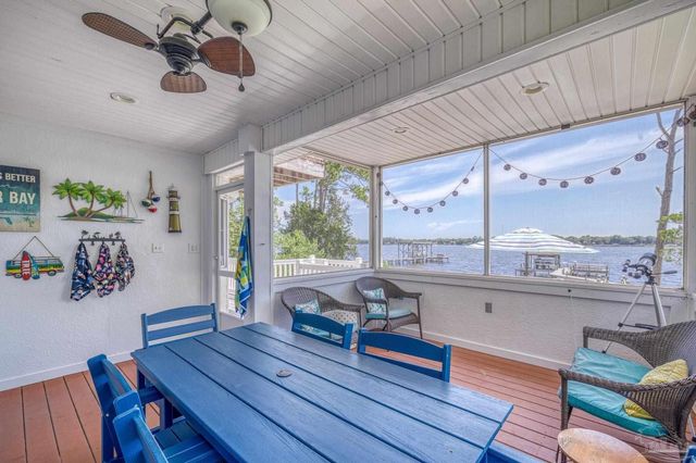 7121 Wells Ave, Navarre, FL 32566