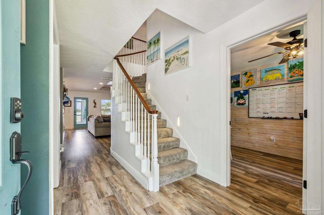 7121 Wells Ave, Navarre, FL 32566