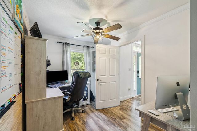 7121 Wells Ave, Navarre, FL 32566