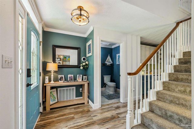 7121 Wells Ave, Navarre, FL 32566