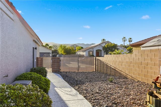 6102 Rocketman Circle, Las Vegas, NV 89149