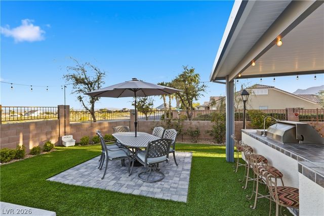 6102 Rocketman Circle, Las Vegas, NV 89149