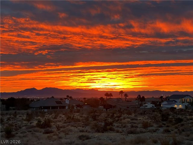 6102 Rocketman Circle, Las Vegas, NV 89149