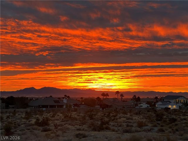 6102 Rocketman Circle, Las Vegas, NV 89149