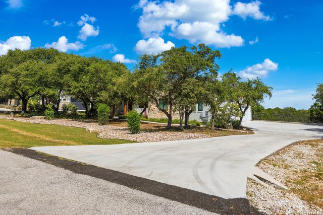 231 River Bend Place, Spring Branch, TX 78070