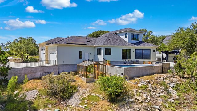 231 River Bend Place, Spring Branch, TX 78070
