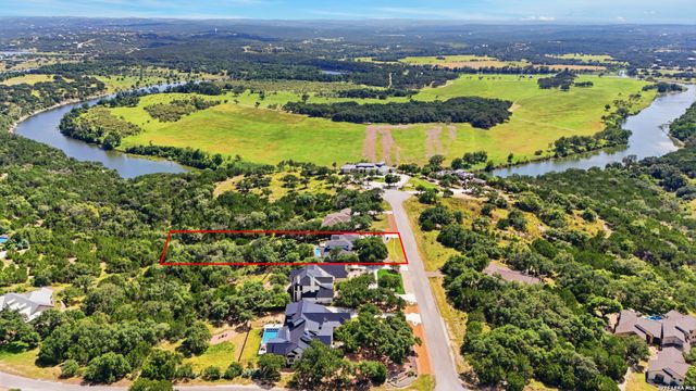 231 River Bend Place, Spring Branch, TX 78070