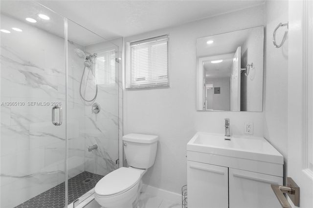 1030 9th Street 204, Miami Beach, FL 33139