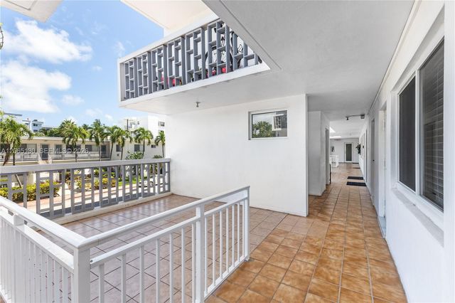 1030 9th Street 204, Miami Beach, FL 33139