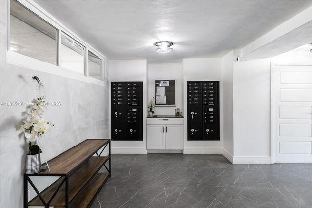 1030 9th Street 204, Miami Beach, FL 33139