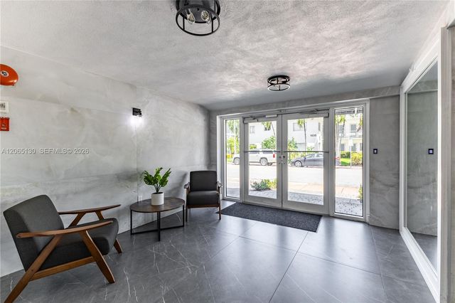 1030 9th Street 204, Miami Beach, FL 33139