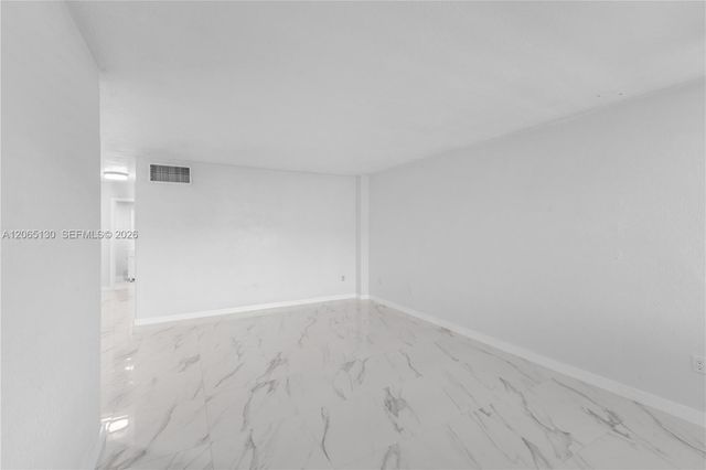 1030 9th Street 204, Miami Beach, FL 33139
