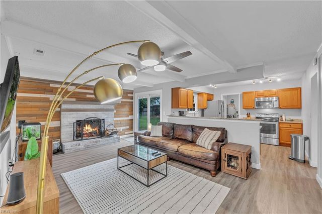 516 Brandon WAY, Chesapeake, VA 23320