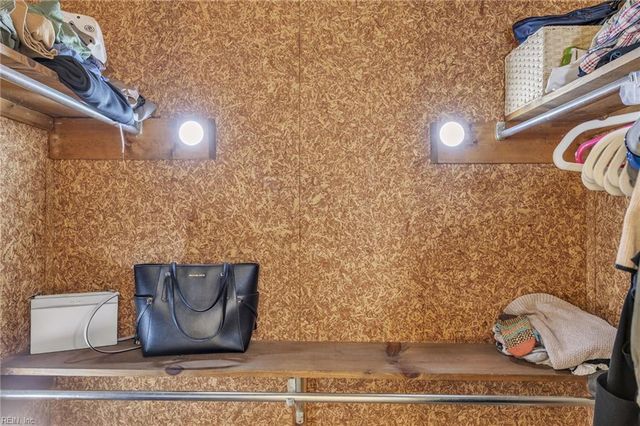 516 Brandon WAY, Chesapeake, VA 23320