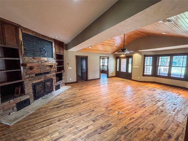 6182 FM 1398, Hooks, TX 75561