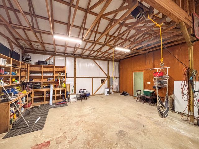 6182 FM 1398, Hooks, TX 75561