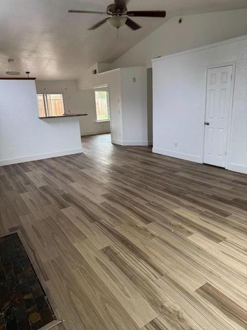 1429 Pintail Circle, Los Banos, CA 93635