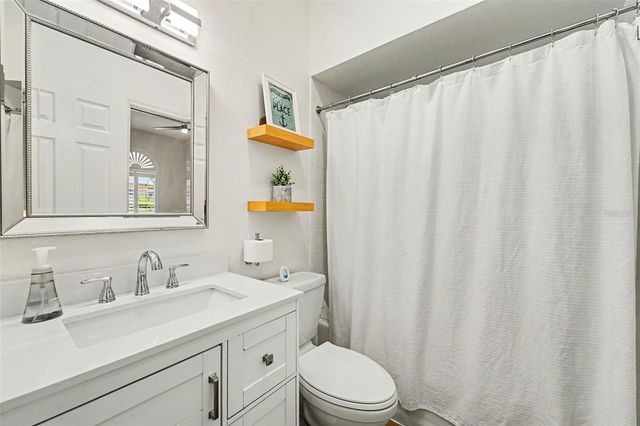 2511 W TEXAS AVENUE B, Tampa, FL 33629