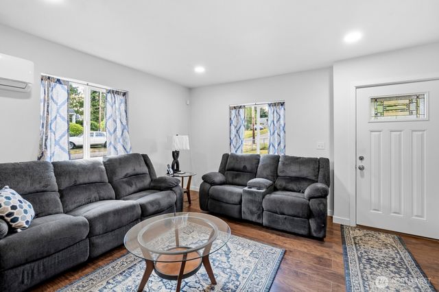 428 Bellevue Avenue, Shelton, WA 98584