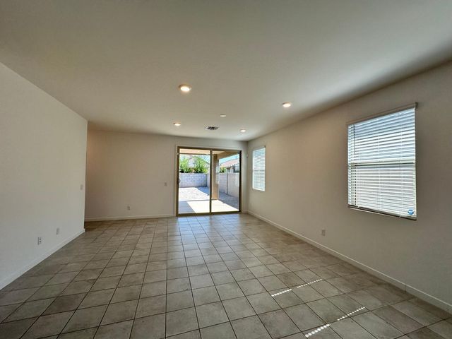 25361 N 144th Drive, Surprise, AZ 85387