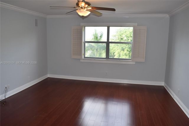 1881 Middle River Dr 402, Fort Lauderdale, FL 33305