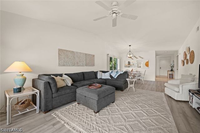 1140 Sarah Jean CIR C206, Naples, FL 34110