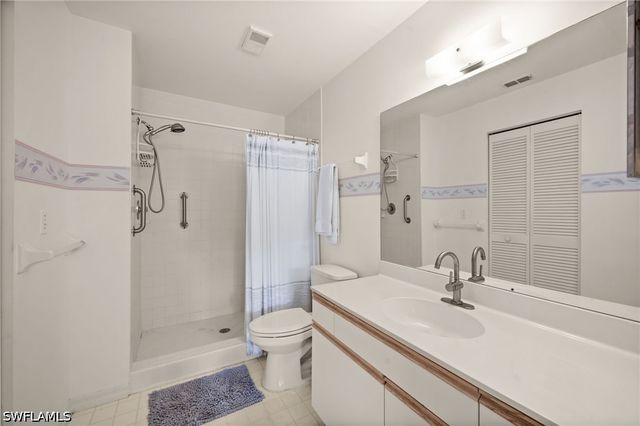 1140 Sarah Jean CIR C206, Naples, FL 34110