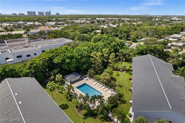 1140 Sarah Jean CIR C206, Naples, FL 34110