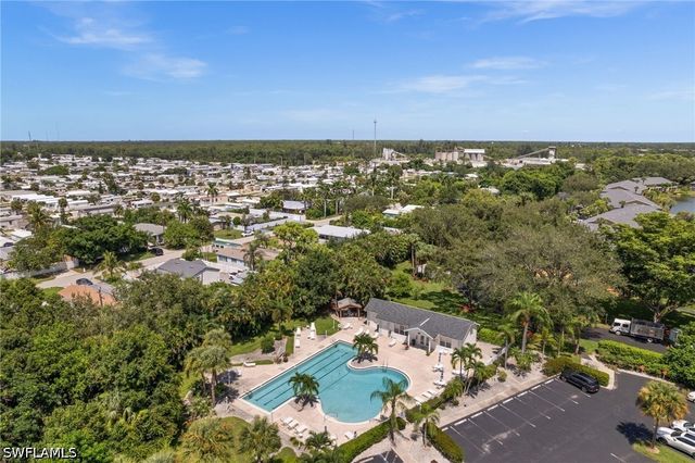1140 Sarah Jean CIR C206, Naples, FL 34110