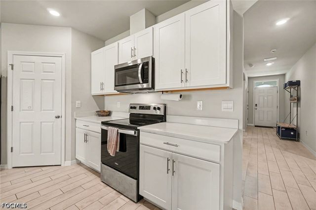 322 NW 21st ST, Cape Coral, FL 33993