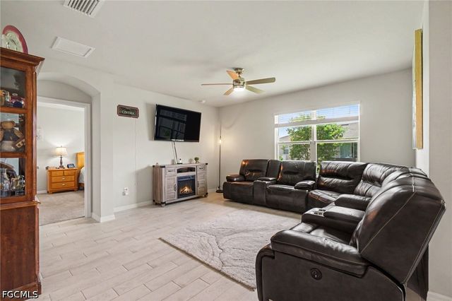 322 NW 21st ST, Cape Coral, FL 33993