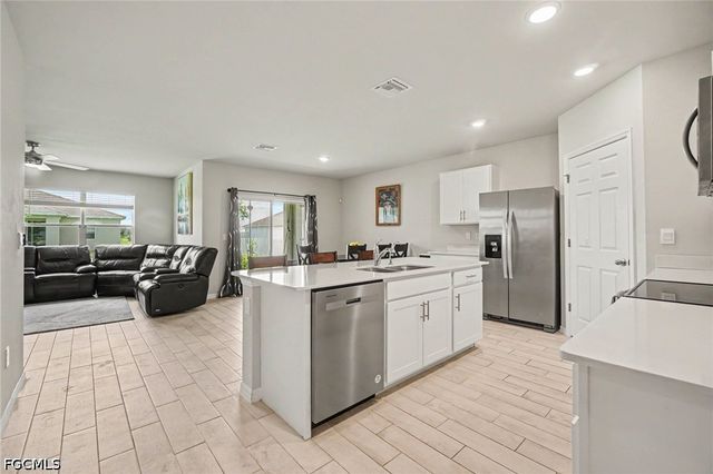 322 NW 21st ST, Cape Coral, FL 33993
