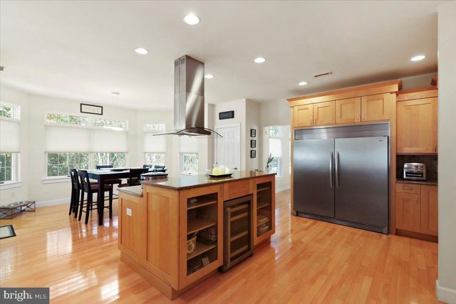 27 MARTER AVE, Mount Laurel, NJ 08054