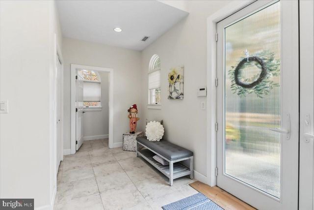 27 MARTER AVE, Mount Laurel, NJ 08054