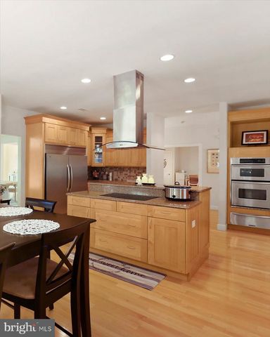 27 MARTER AVE, Mount Laurel, NJ 08054