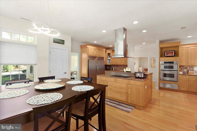 27 MARTER AVE, Mount Laurel, NJ 08054